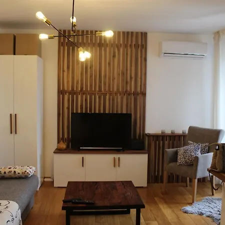 アパート Asj Lux *